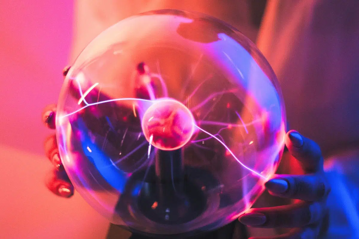 On pensait cela impossible mais des chercheurs allemands sont parvenus pour la première fois à prouver que le magnétisme influence le mouvement des atomes On pensait cela impossible mais des chercheurs allemands sont parvenus pour la première fois à prouver que le magnétisme influence le mouvement des atomes