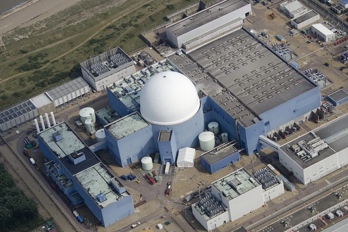 Une très bonne nouvelle à 44 milliards d'euros pour EDF qui signe pour un deuxième EPR au Royaume-Uni Une très bonne nouvelle à 44 milliards d'euros pour EDF qui signe pour un deuxième EPR au Royaume-Uni