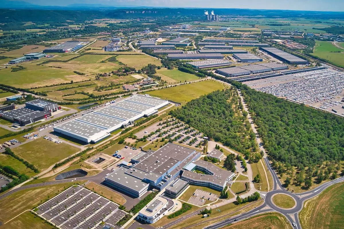 L'excellente nouvelle pour la France, finalement choisie par ce géant de l'aviation pour sa future méga-usine à 450 millions d’euros grâce son énergie nucléaire L'excellente nouvelle pour la France, finalement choisie par ce géant de l'aviation pour sa future méga-usine à 450 millions d’euros grâce son énergie nucléaire