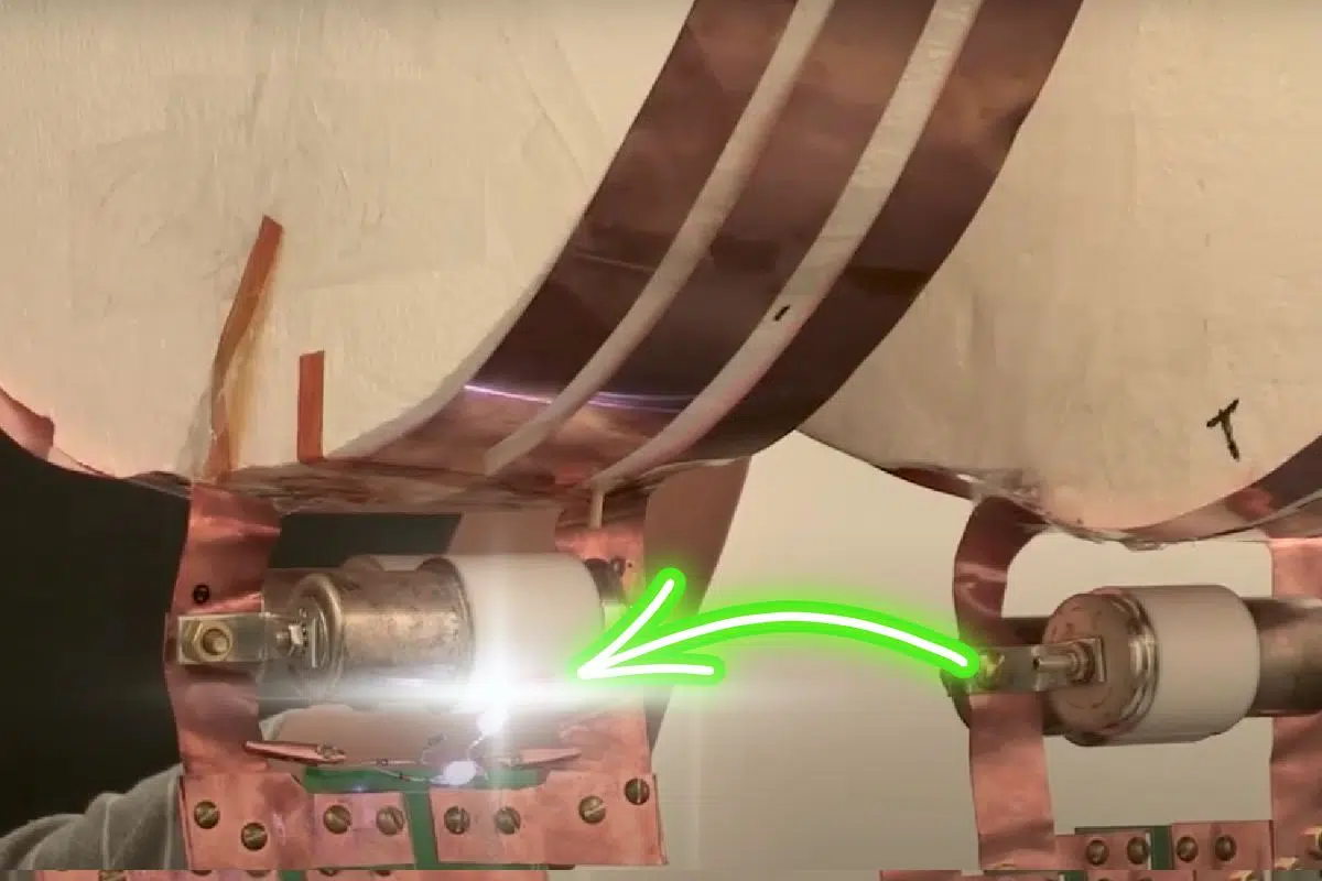 Un rêve vieux de 124 ans est sur le point de se réaliser : recharger son portable ou sa voiture sans fil grâce à l’électromagnétisme Un rêve vieux de 124 ans est sur le point de se réaliser : recharger son portable ou sa voiture sans fil grâce à l’électromagnétisme