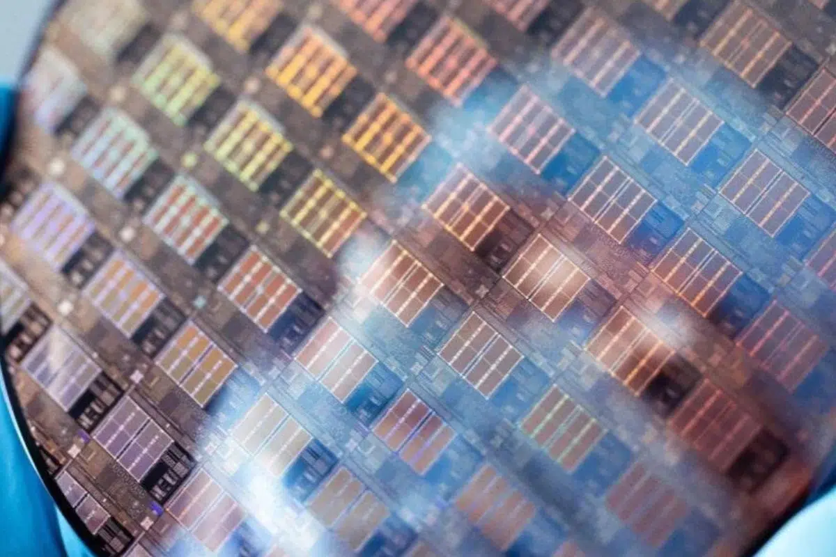 Ce géant français de l'énergie crée la plus grande usine du monde dédiée à un gaz indispensable aux puces IA pour anticiper la croissance à venir de ce marché Ce géant français de l'énergie crée la plus grande usine du monde dédiée à un gaz indispensable aux puces IA pour anticiper la croissance à venir de ce marché