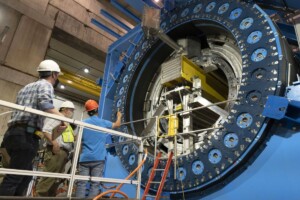 13,8 milliards d'années que cet élément disparu depuis le Big-Bang attendait ce monstre de 1000 tonnes capable de filmer 15 000 images par seconde