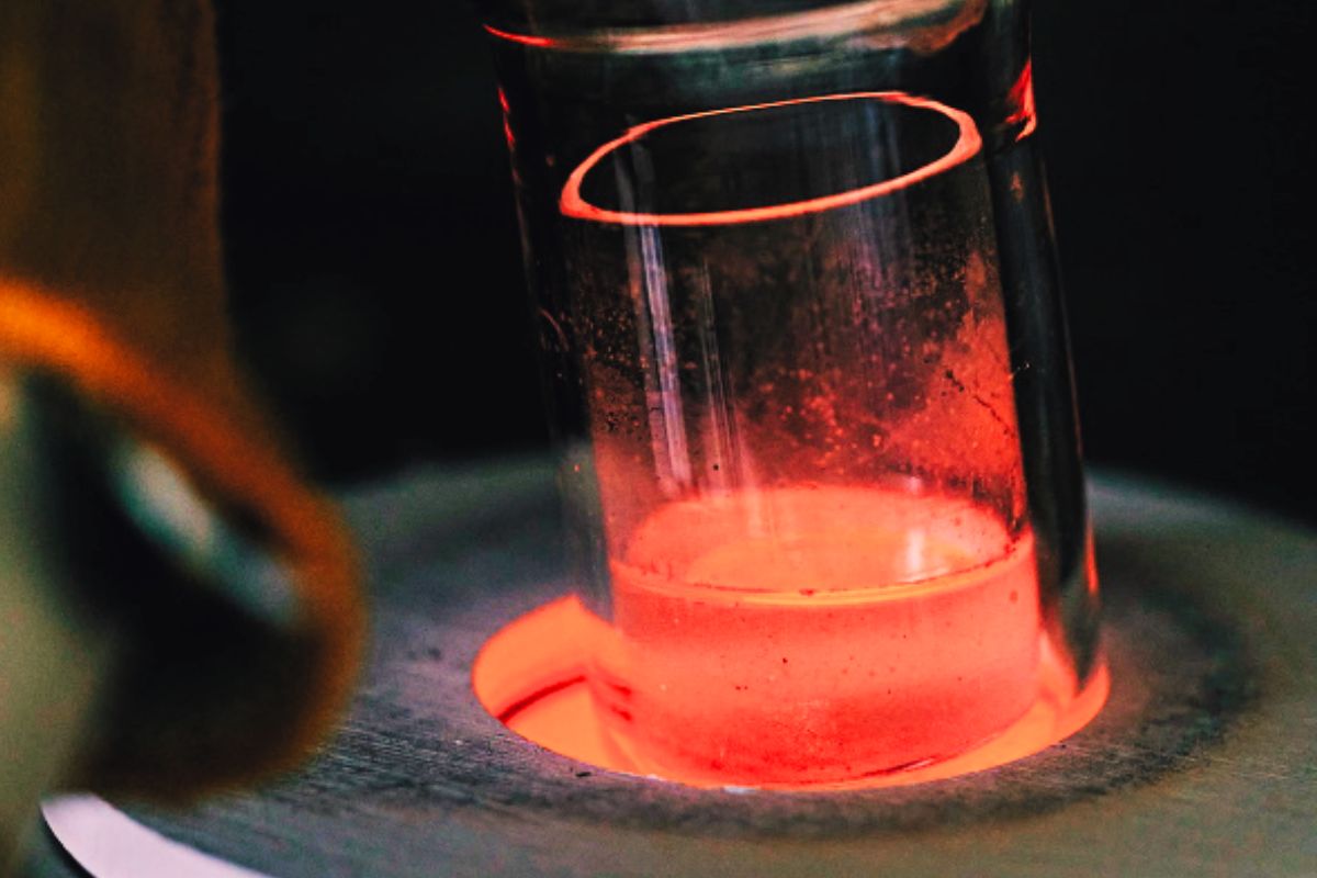 Le futur du nucléaire mondial s'inscrit en France avec ce nouveau combustible destiné à alimenter les nouvelles générations de réacteurs Le futur du nucléaire mondial s'inscrit en France avec ce nouveau combustible destiné à alimenter les nouvelles générations de réacteurs