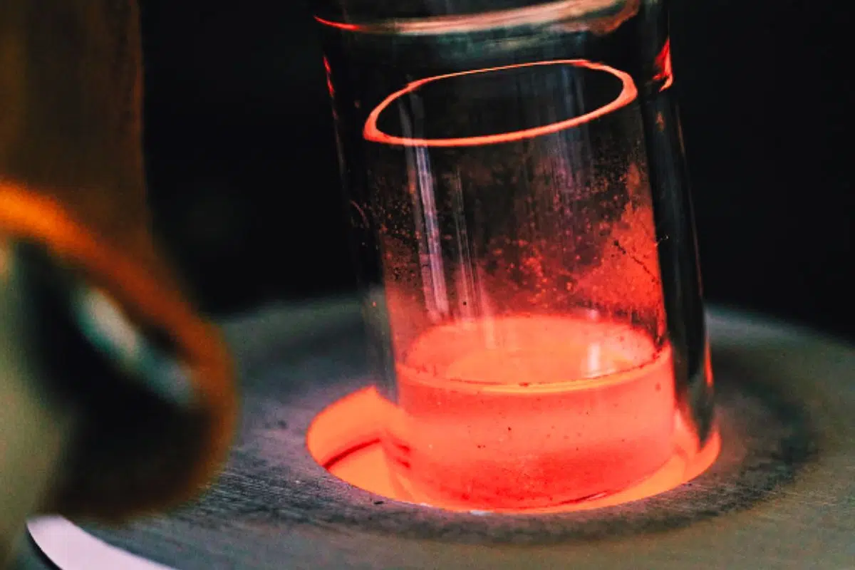 Le futur du nucléaire mondial s'inscrit en France avec ce nouveau combustible destiné à alimenter les nouvelles générations de réacteurs Le futur du nucléaire mondial s'inscrit en France avec ce nouveau combustible destiné à alimenter les nouvelles générations de réacteurs