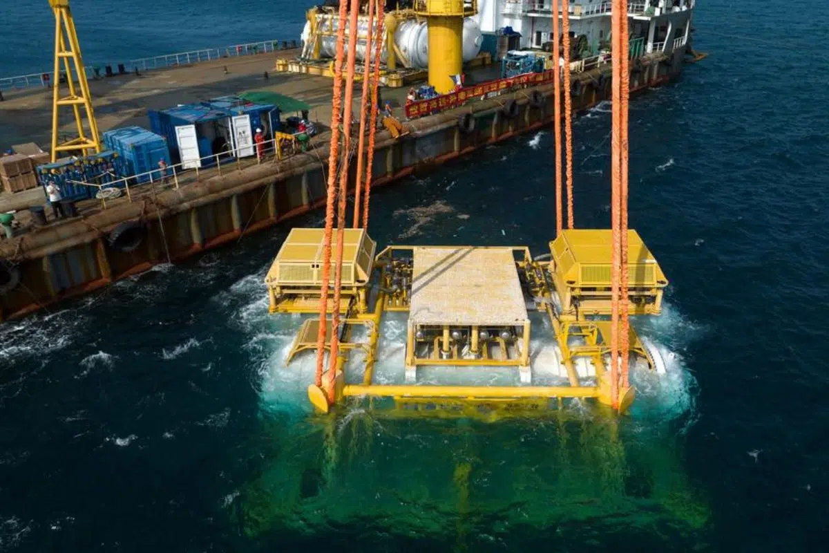 La Chine reprend à son compte une idée de Microsoft avec cette capsule de 1433 tonnes immergées au fond des océans La Chine reprend à son compte une idée de Microsoft avec cette capsule de 1433 tonnes immergées au fond des océans