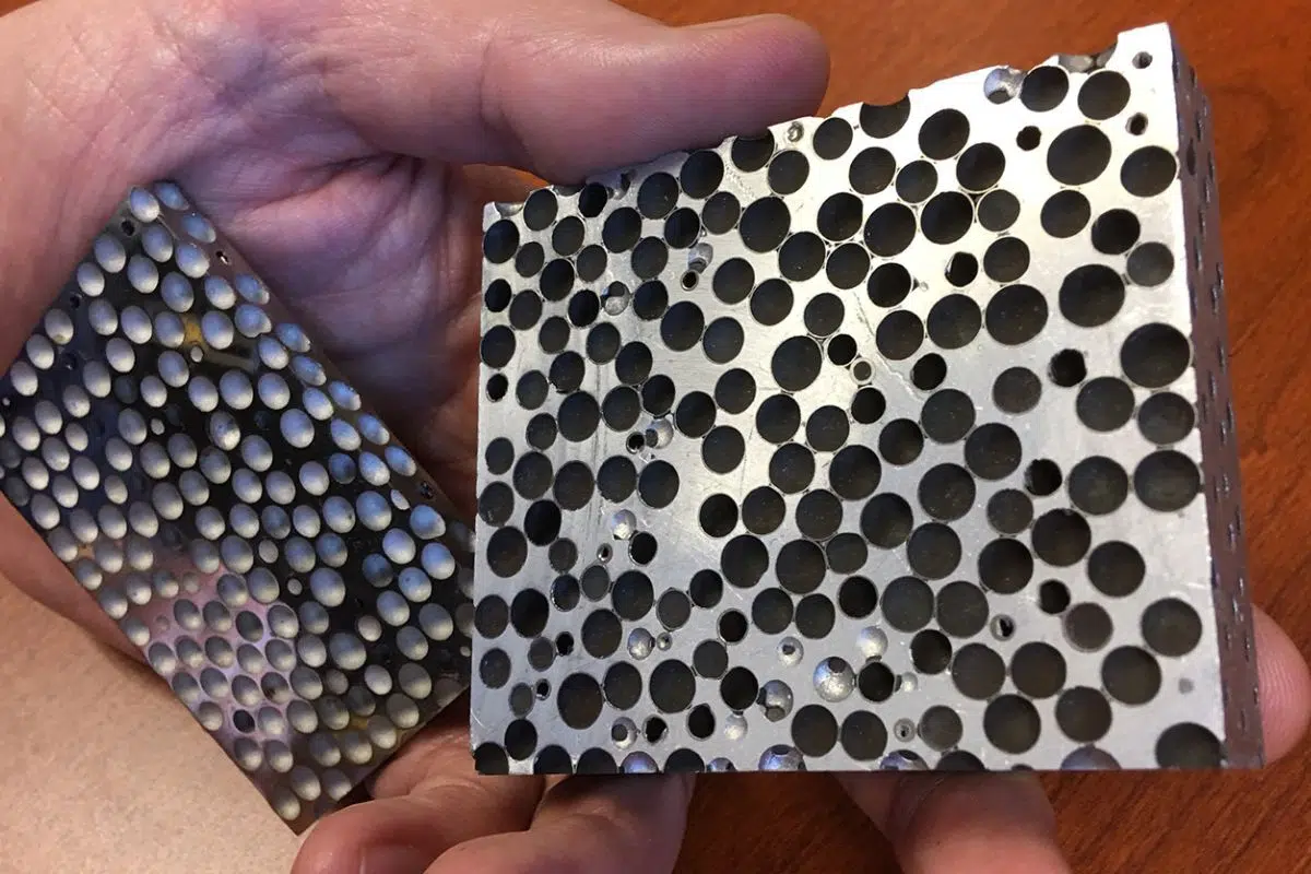 Non ce n’est pas une « éponge métallique » mais l’avenir d’un marché de bientôt 119 milliards d’euros que les Etats-Unis vont conquérir : les matériaux avancés