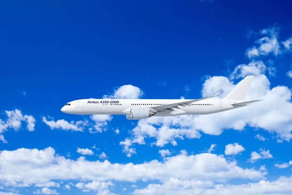 Représentation d'artiste de l'A350-2000.