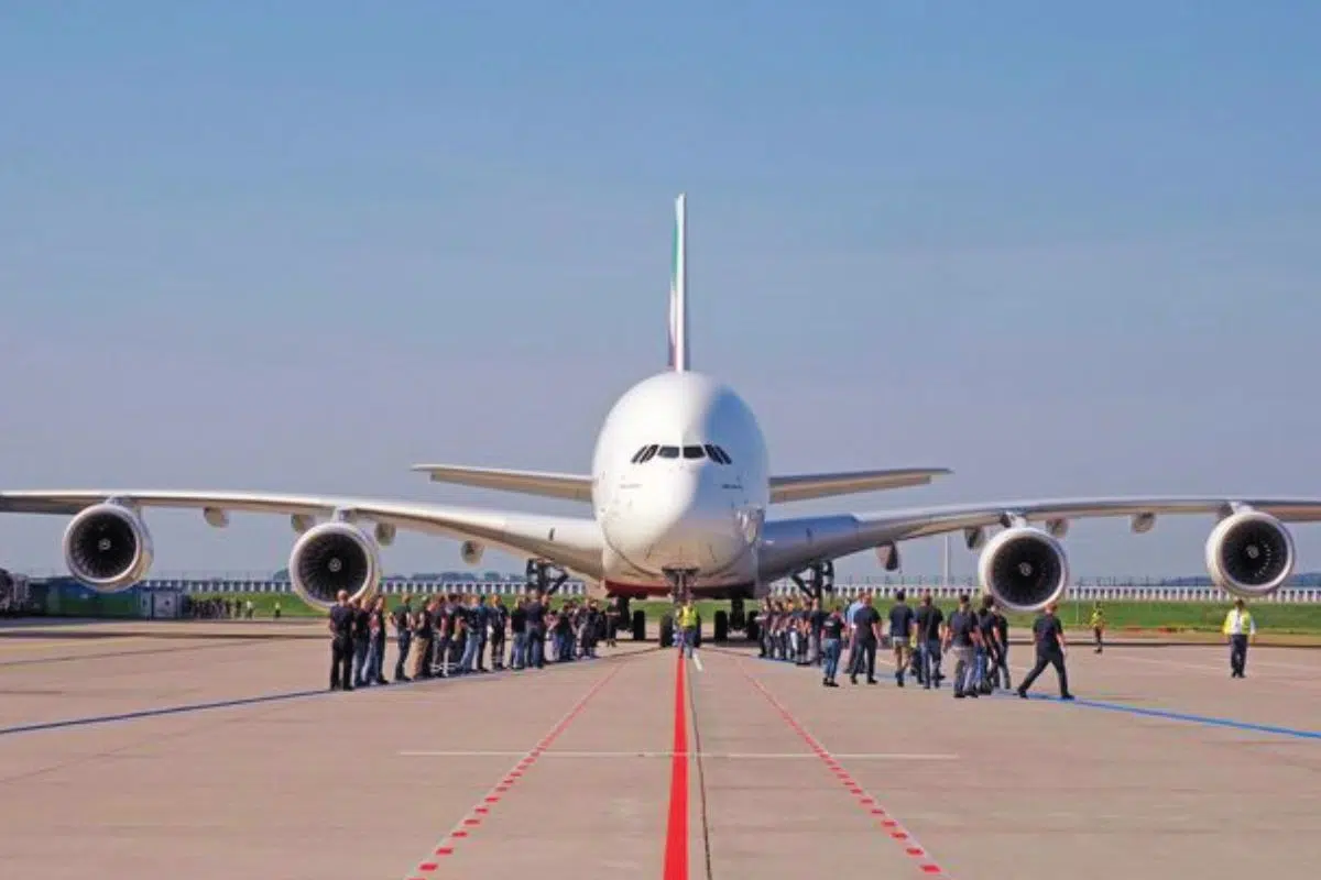 Airbus ne reproduira pas « l'erreur » de l'A380 mais ne le laissera pas non plus le champ libre à Boeing avec un nouveau projet dans les cartons : l'A350-2000