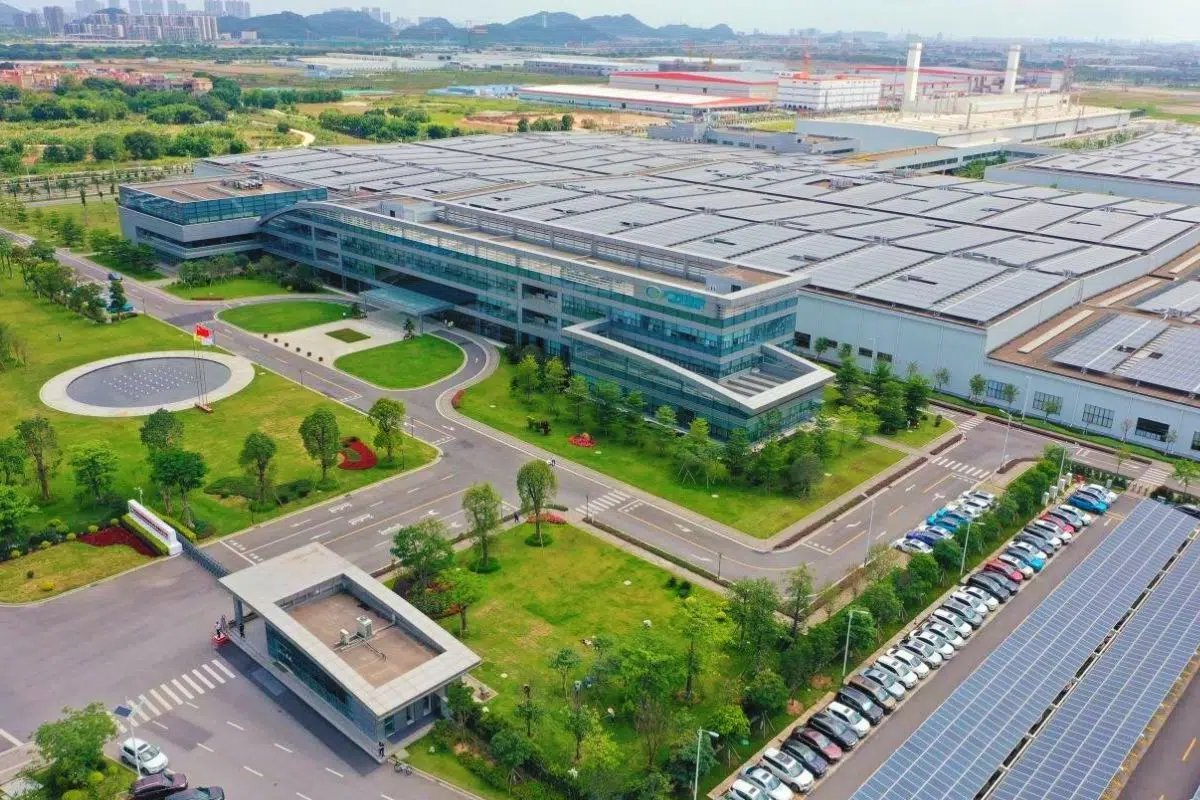 L'industrie européenne a 2 ans pour contrer cette usine chinoise qui va produire les premières batteries tout solide à haute capacité du pays à grande échelle en 2027 L'industrie européenne a 2 ans pour contrer cette usine chinoise qui va produire les premières batteries tout solide à haute capacité du pays à grande échelle en 2027