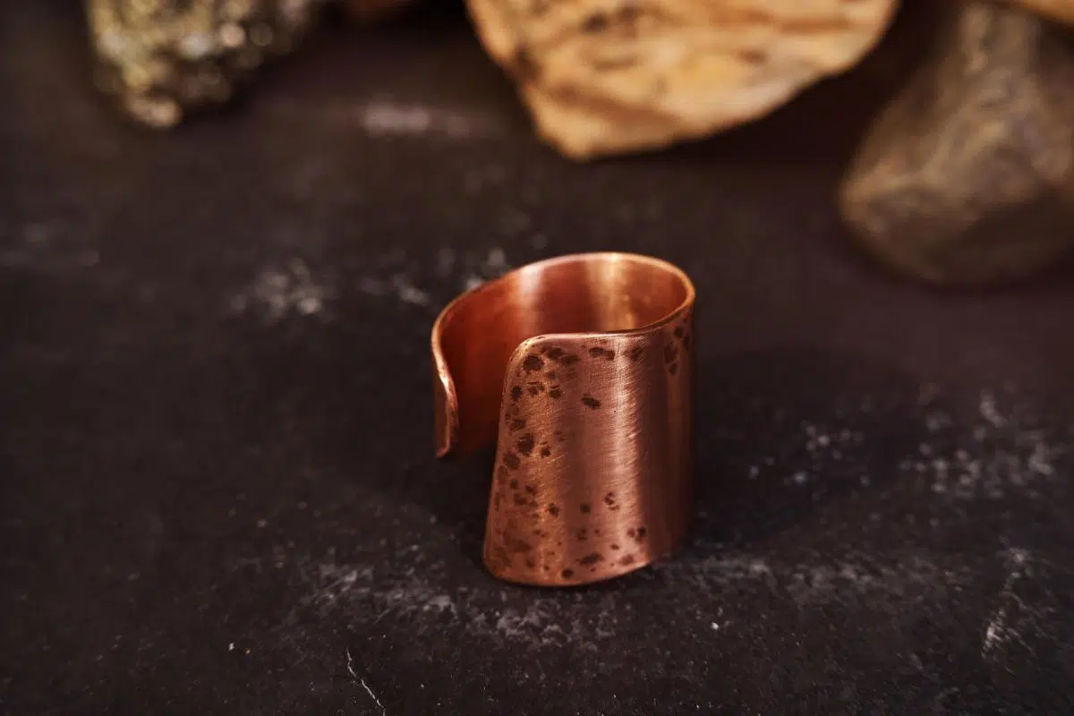 La Chine ne domine par que les terres rares puisqu’elle s'est aussi rendue indispensable dans le raffinage de ce métal qu’on retrouve absolument partout La Chine ne domine par que les terres rares puisqu’elle s'est aussi rendue indispensable dans le raffinage de ce métal qu’on retrouve absolument partout