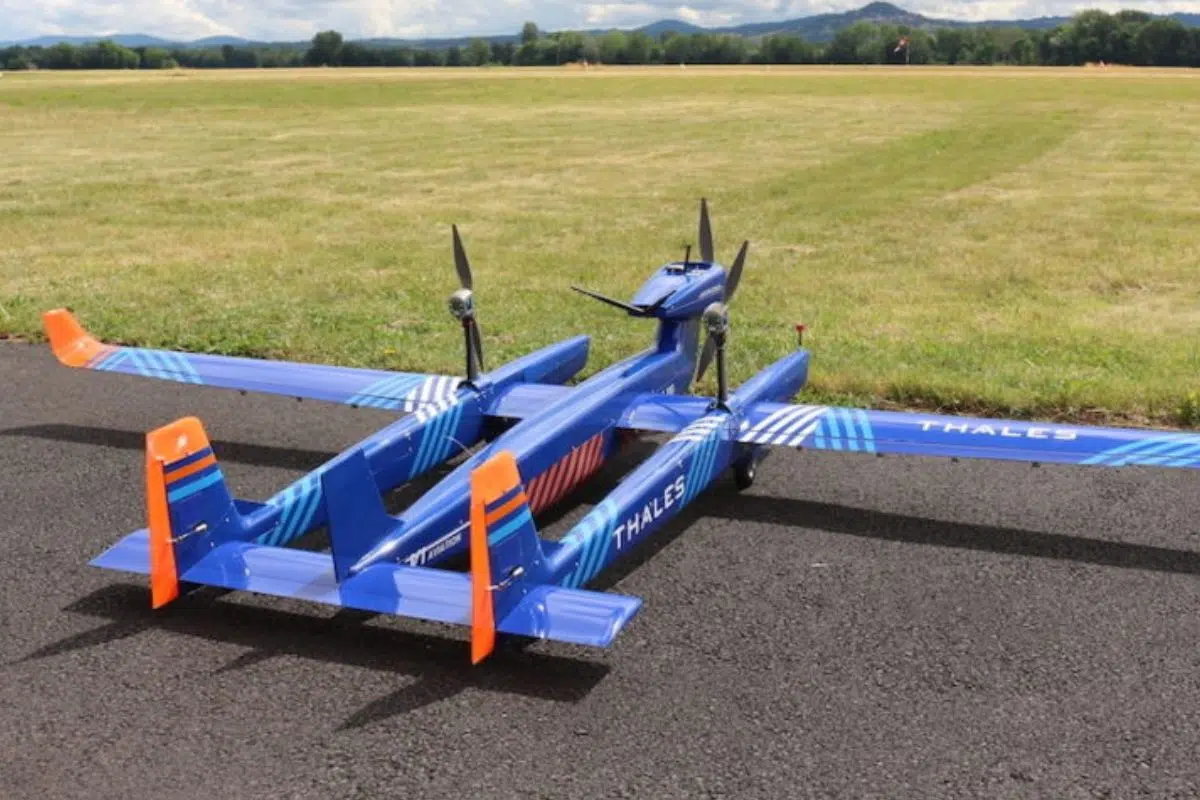 Le drone UAS100 de Thales au salon UAV Show de Bordeaux le 21 Octobre 2021.