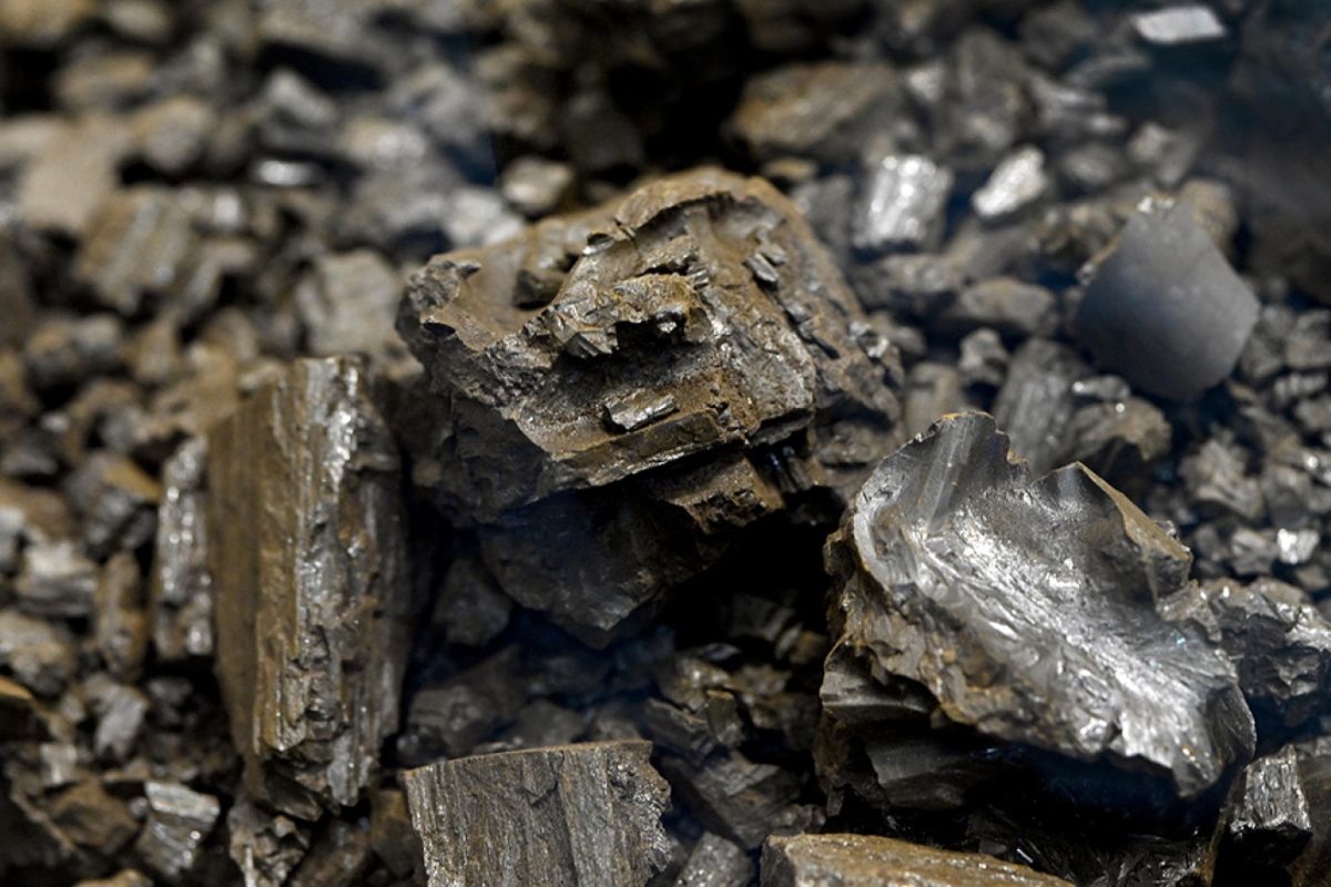 Gros plan sur des cristaux de sel produits à l’INL pour l’expérience du réacteur à chlorures fondus.