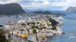 Ce pays d'Europe a fait gagner à chacun de ses habitants 36 500 euros en 2025 mais aucun ne pourra les percevoir immédiatement