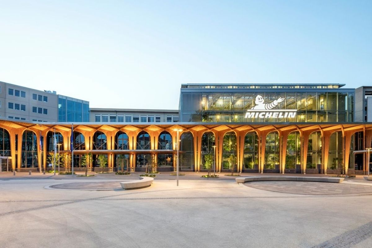 Déjà leader mondial du pneu, Michelin voit encore plus grand et va miser plus de 500 millions d'euros sur ce double rachat aux Etats-Unis