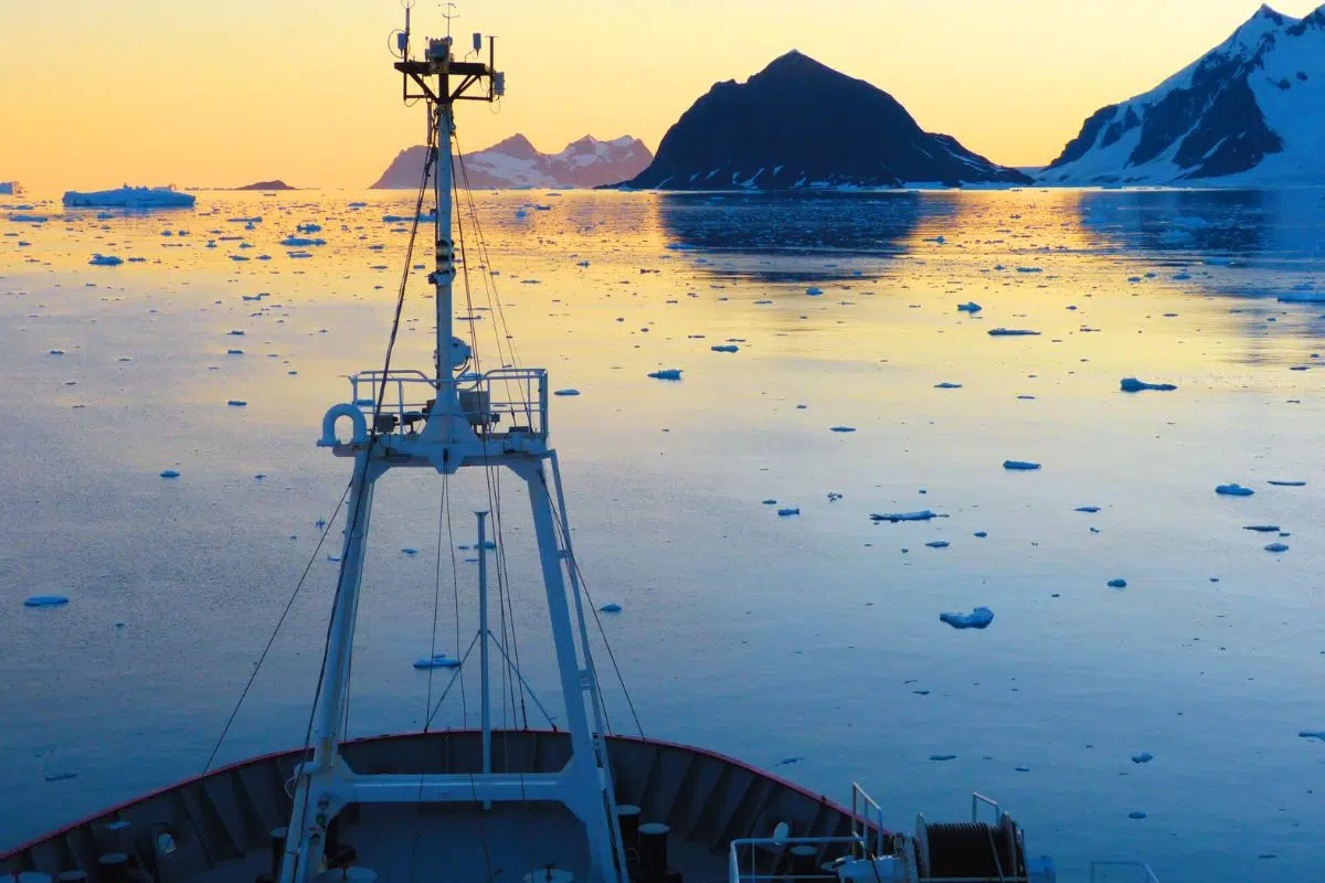 Découvert par hasard sous l'Antarctique par un navire scientifique britannique, ce phénomène sous-marin pourrait avoir des répercussions sur la planète entière Découvert par hasard sous l'Antarctique par un navire scientifique britannique, ce phénomène sous-marin pourrait avoir des répercussions sur la planète entière