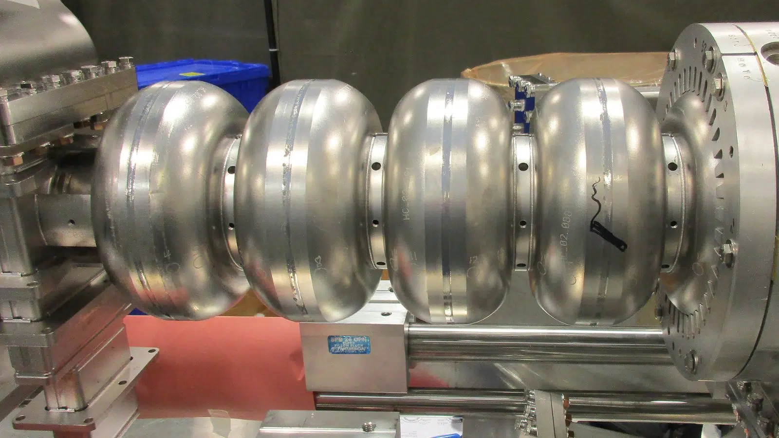 Cette découverte majeure dans le nucléaire pourrait épargner aux générations futures d'avoir à gérer les déchets à haute activité pendant 100 000 ans Cette découverte majeure dans le nucléaire pourrait épargner aux générations futures d'avoir à gérer les déchets à haute activité pendant 100 000 ans