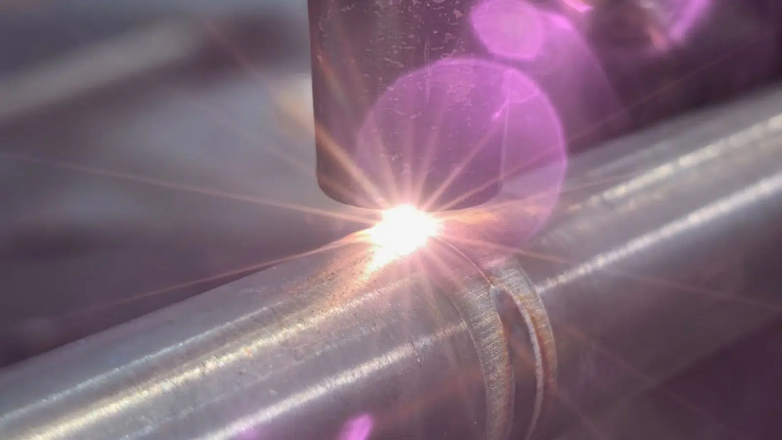 La Russie forge un acier capable de résister à 600°C pour ses réacteurs nucléaires de nouvelle génération La Russie forge un acier capable de résister à 600°C pour ses réacteurs nucléaires de nouvelle génération