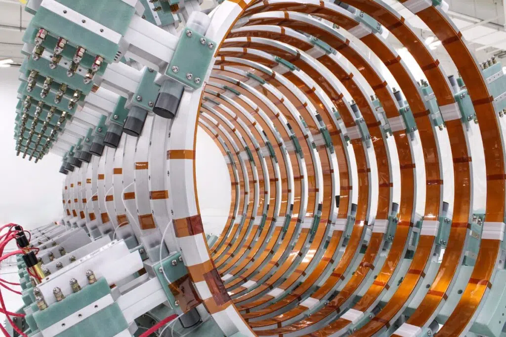 En juillet 2025, Helion a commencé la construction du site d’Orion, sa première machine commerciale,