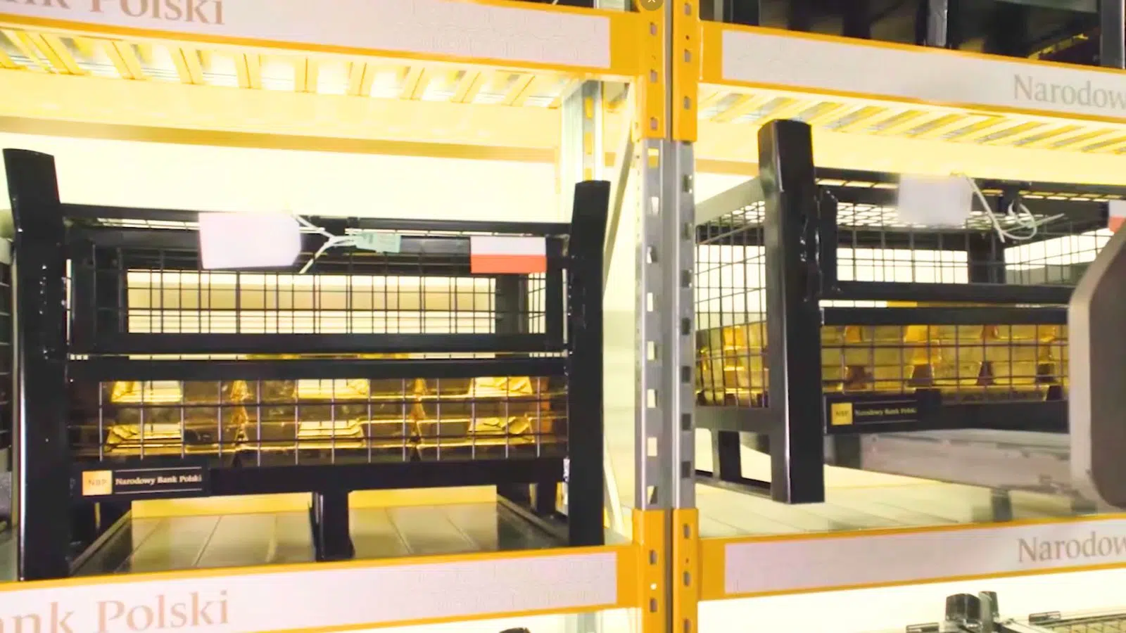 La Pologne a désormais presque deux fois les réserves d'or du Royaume-Uni et vient même de dépasser celles de la BCE La Pologne a désormais presque deux fois les réserves d'or du Royaume-Uni et vient même de dépasser celles de la BCE