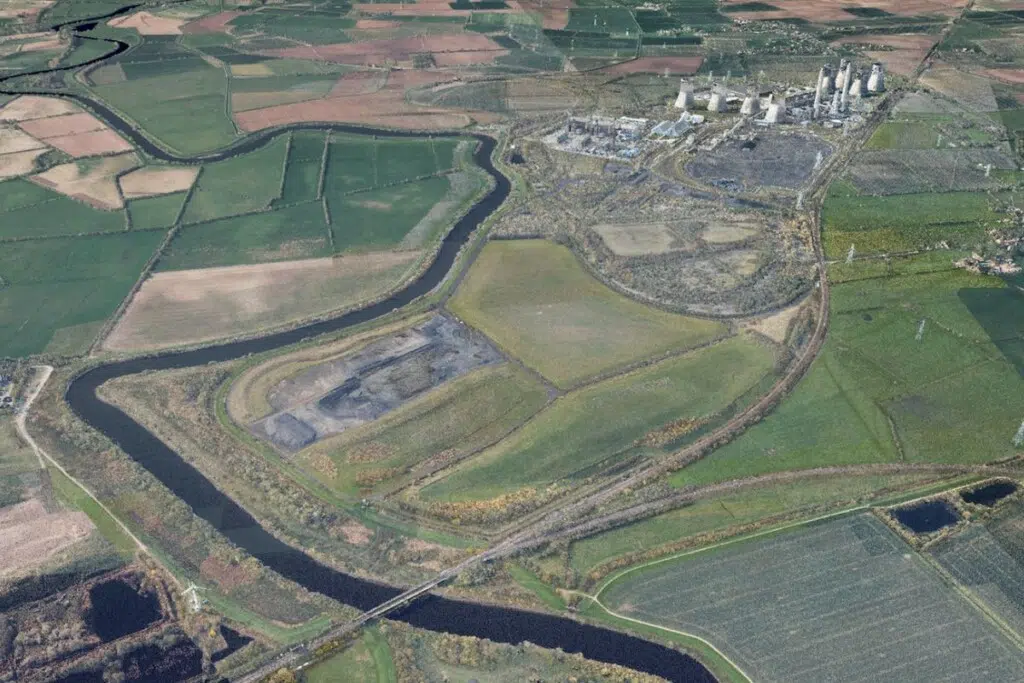 Le site de West Burton se situe près de Gainsborough, dans le Lincolnshire, en Angleterre.