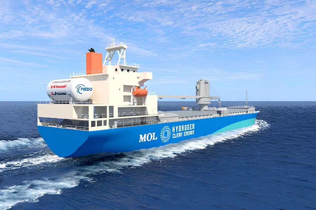 Le moteur 6UEC35LSGH est le premier au monde à faire bouger un cargo de 17 500 tonnes à majorité à l'hydrogène.