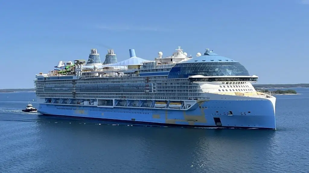 L'Icon of the Seas lors de son premier essai en mer