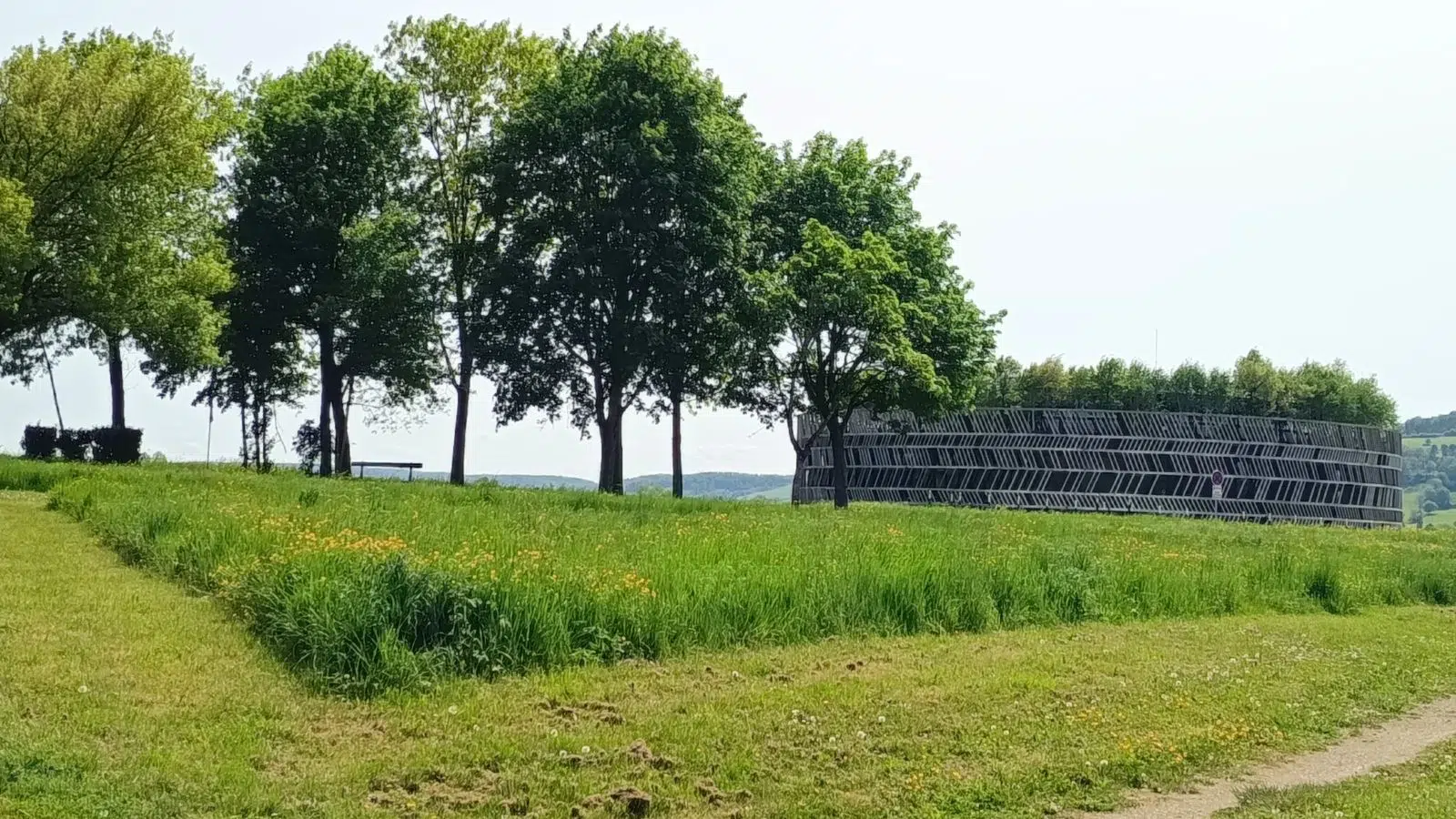 À 2H de Paris, le musée dédié à la plus iconique bataille gauloise fait peau neuve avec trois nouvelles expériences immersives au milieu des murailles d'Alésia