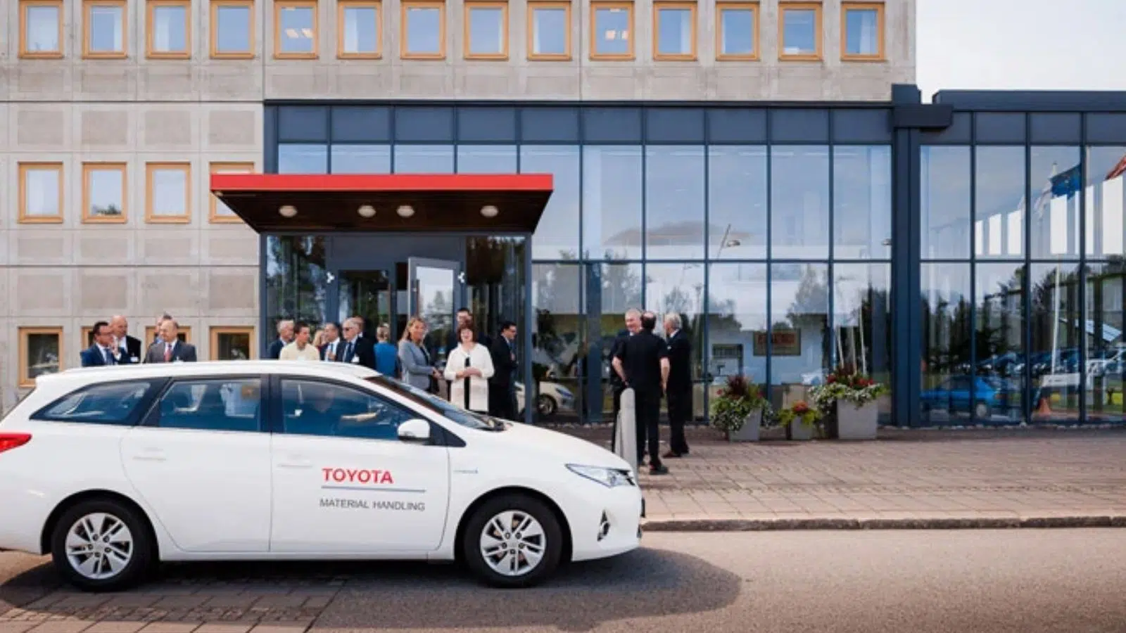 Toyota a choisi la France pour produire son nouveau modèle Traigo80 censé conquérir un marché mondial de 137,9 milliards d'euros : le chariot élévateur