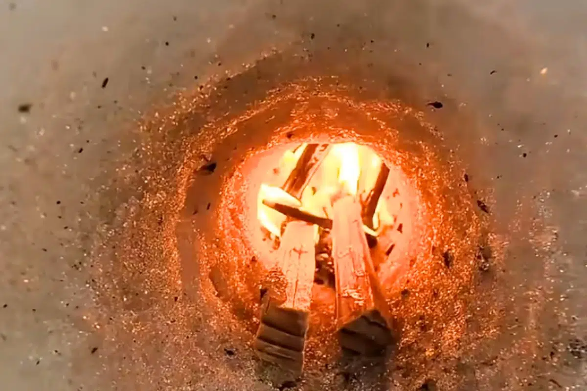 L'Arctique est désormais la proie de « feux zombies » qui augmentent la fréquence et l'intensité d'incendies qui ont lieu de plus en plus tôt L'Arctique est désormais la proie de « feux zombies » qui augmentent la fréquence et l'intensité d'incendies qui ont lieu de plus en plus tôt