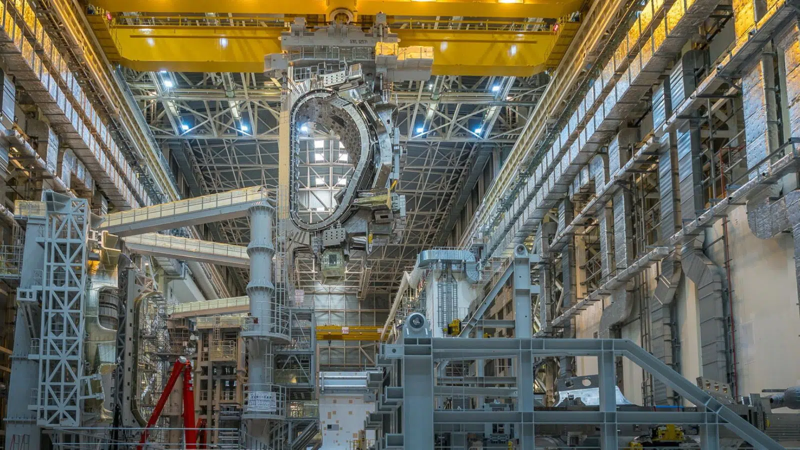 La France vient d'être témoin de deux événements historiques pour le plus grand réacteur à fusion nucléaire du monde ITER