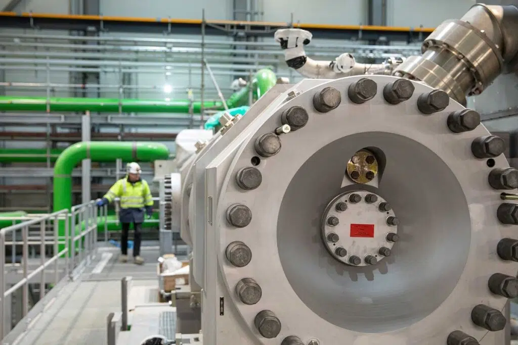 Mise ne service en 2024, la pompe à chaleur d'Esbjerg au Danemark fonctionne sur le même principe que celle prévue à Cologne– crédit : Everllence
