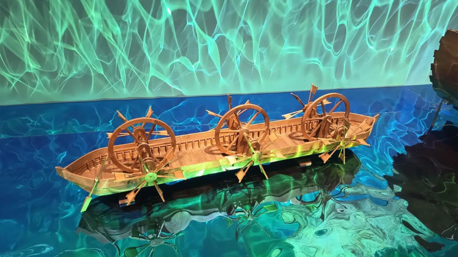 Léonard de Vinci n'a pas encore fini de vous étonner avec une exposition qui revient sur une de ses plus grandes passions méconnues : l'eau