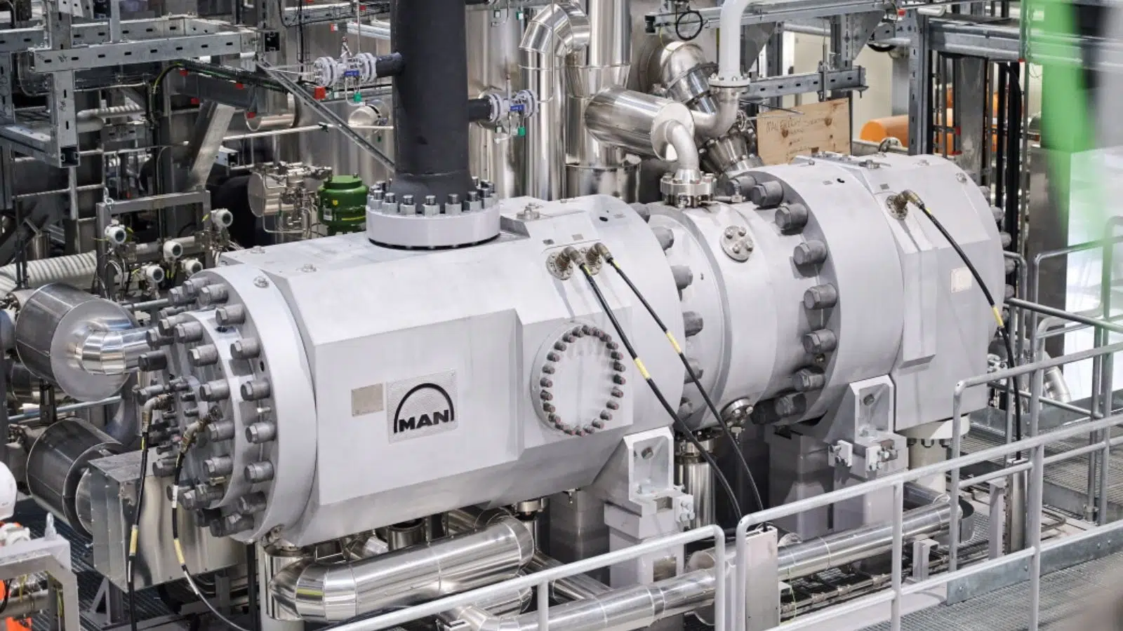 L'Allemagne va battre un record avec ce « monstre » capable d'alimenter 50 000 foyers avec 150 MW de chaleur à partir du Rhin L'Allemagne va battre un record avec ce « monstre » capable d'alimenter 50 000 foyers avec 150 MW de chaleur à partir du Rhin