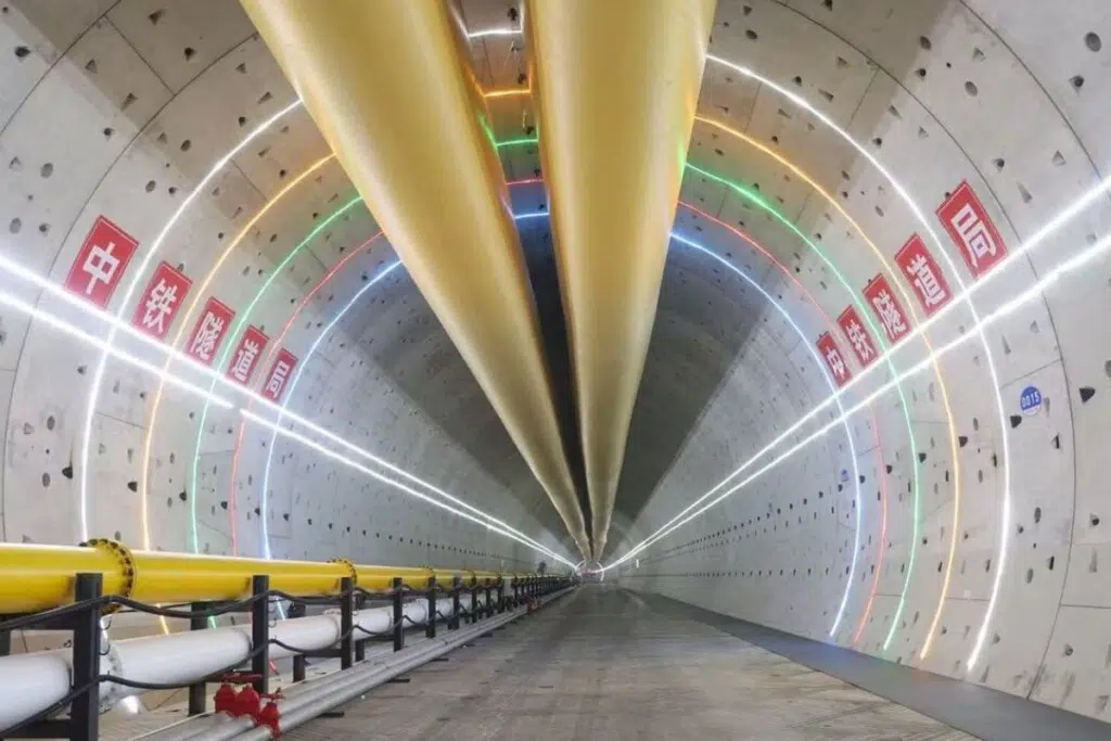 Ce nouveau tunnel sous le Yangtsé pourrait être achevé d'ici la fin de l'année.