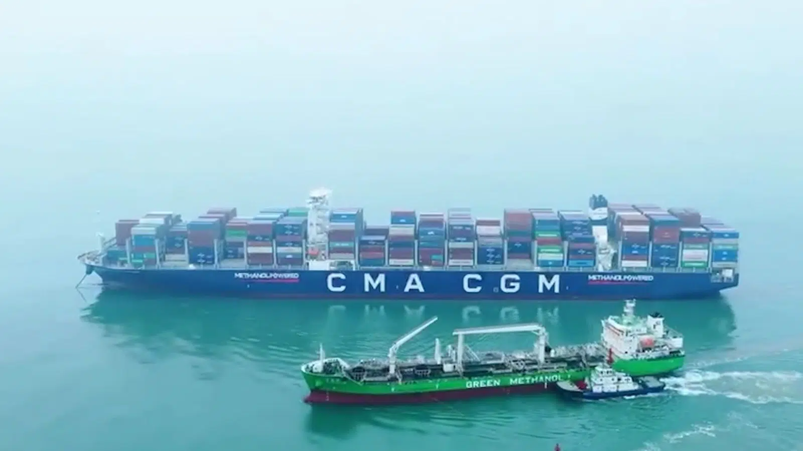 Le géant du transport maritime français CMA CGM signe un record mondial avec un ravitaillement de 8 000 tonnes de méthanol en pleine mer Le géant du transport maritime français CMA CGM signe un record mondial avec un ravitaillement de 8 000 tonnes de méthanol en pleine mer