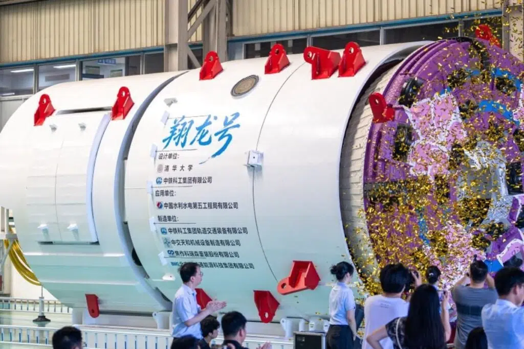 La machine de forage-minage Xianglong, le « dragon volant » chinois - crédit : Xinhua.