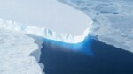 Grand comme 30% de la France, ce colosse surnommé « glacier de l'apocalypse » cachait un phénomène qui intéresse les scientifiques : des séismes glaciaires