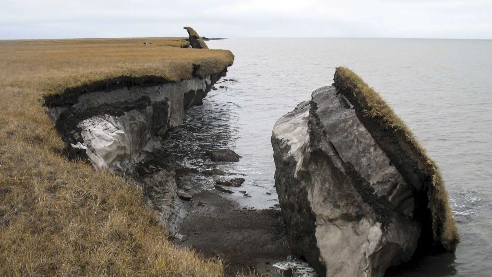 La bonne nouvelle de la rentrée est à chercher du côté de l'Arctique : la fonte du pergélisol aurait un impact moins important que prévu sur le climat