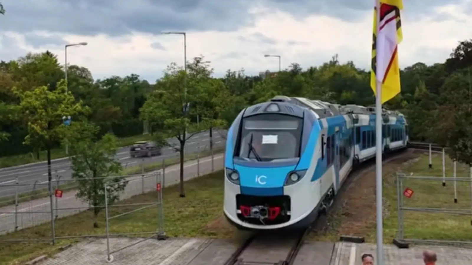 Le Français Alstom dévoile son nouveau train à destination de l'Italie durant le plus grand salon dédié aux technologies ferroviaires du monde : InnoTrans Le Français Alstom dévoile son nouveau train à destination de l'Italie durant le plus grand salon dédié aux technologies ferroviaires du monde : InnoTrans