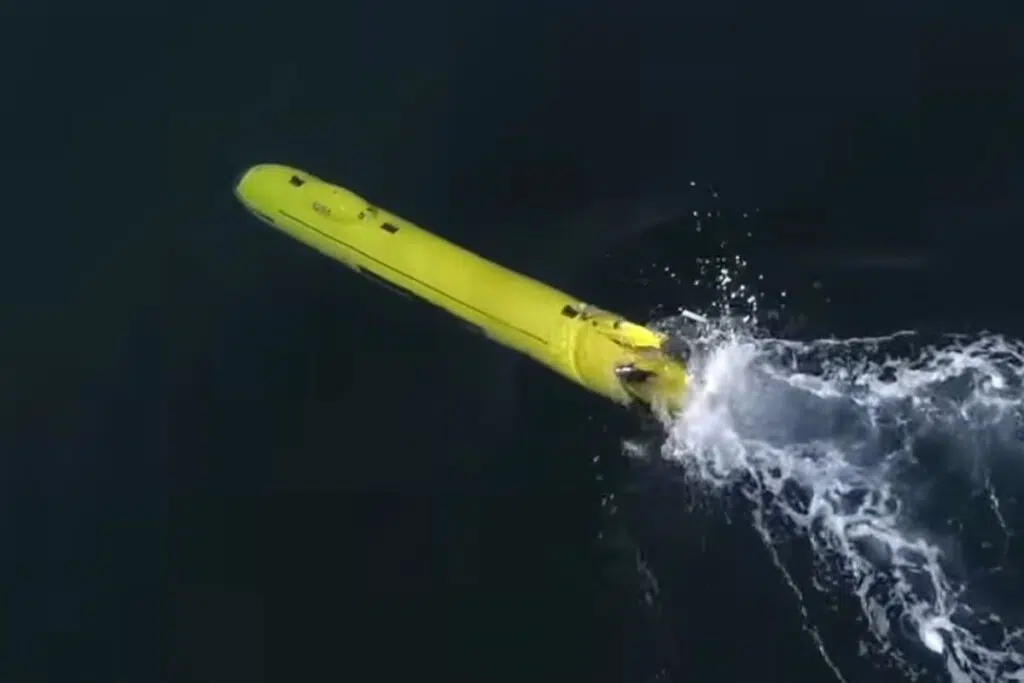 Le drone sous-marin autonome A18-M développé par Exail pour la détection et la classification des mines navales. Capable d'opérer jusqu'à 300 mètres de profondeur, il dispose d'une autonomie pouvant atteindre 24 heures. Crédit : Exail.