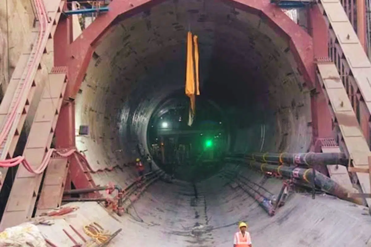 Ce pays vient titiller la Chine sur son domaine de prédilection : les chantiers de construction pharaoniques avec ce tunnel aux dimensions hors-normes