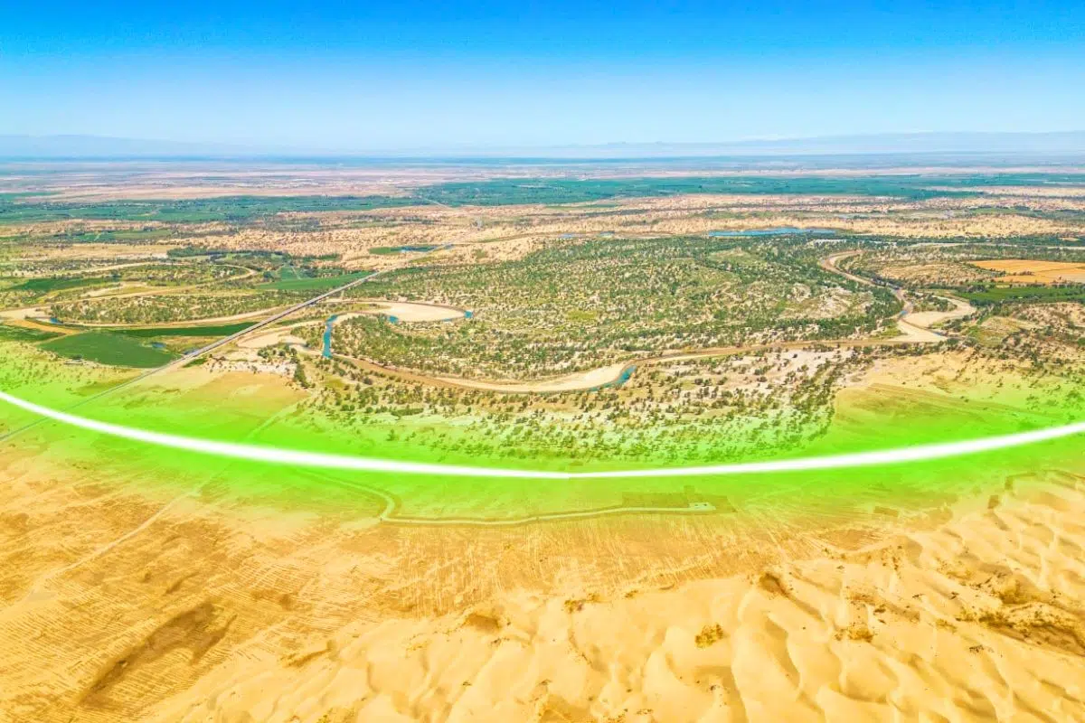 600 000 personnes sur ce chantier pharaonique chinois de la taille de l'Allemagne pour un résultat qui dépasse toutes les espérances : ce désert a été stoppé 600 000 personnes sur ce chantier pharaonique chinois de la taille de l'Allemagne pour un résultat qui dépasse toutes les espérances : ce désert a été stoppé