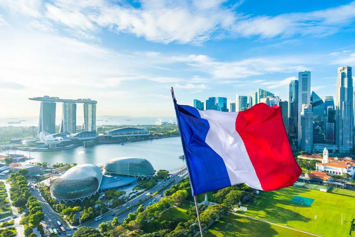 Et si la France abandonnait la course aux semi-conducteurs pour fournir plutôt les 3 gaz indispensables à leur production comme le fait Air Liquide à Singapour ? Et si la France abandonnait la course aux semi-conducteurs pour fournir plutôt les 3 gaz indispensables à leur production comme le fait Air Liquide à Singapour ?