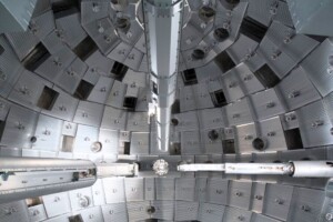 La France commence une course contre la montre pour égaler les performances américaines dans la fusion nucléaire par confinement inertiel