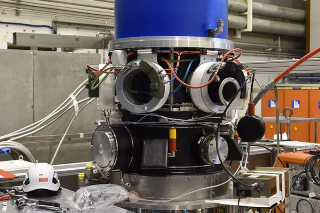Le gyrotron TH1507U - crédit : Thales.