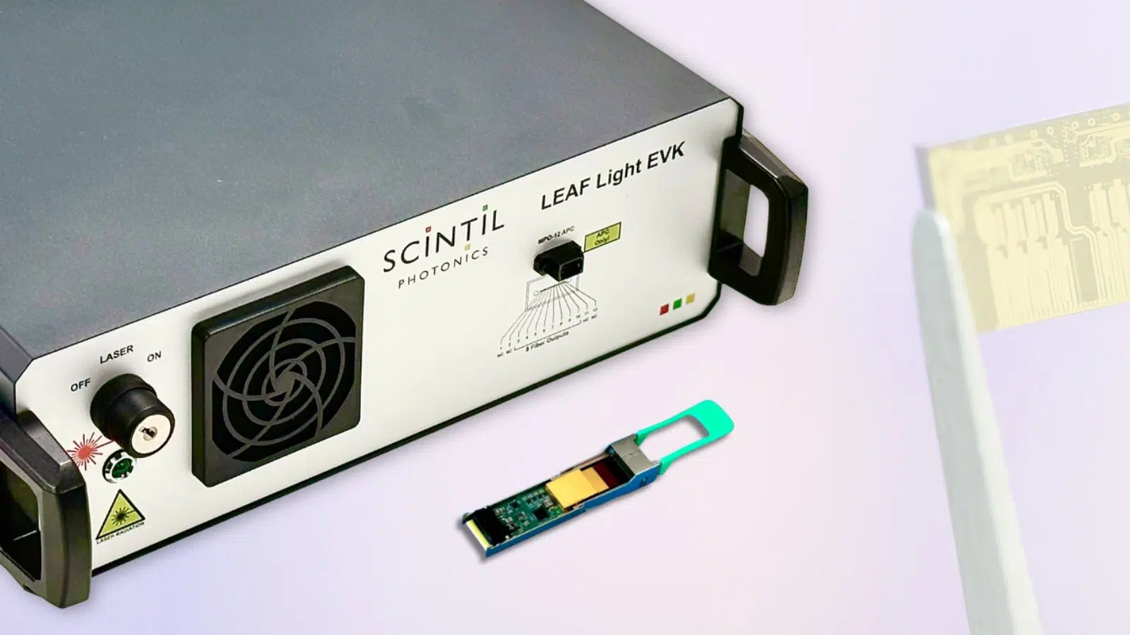 Le géant américain Nvidia a investi dans la start-up française Scintil pour ses puces laser qui résoudraient l’un des plus gros problèmes posé par l’IA Le géant américain Nvidia a investi dans la start-up française Scintil pour ses puces laser qui résoudraient l’un des plus gros problèmes posé par l’IA