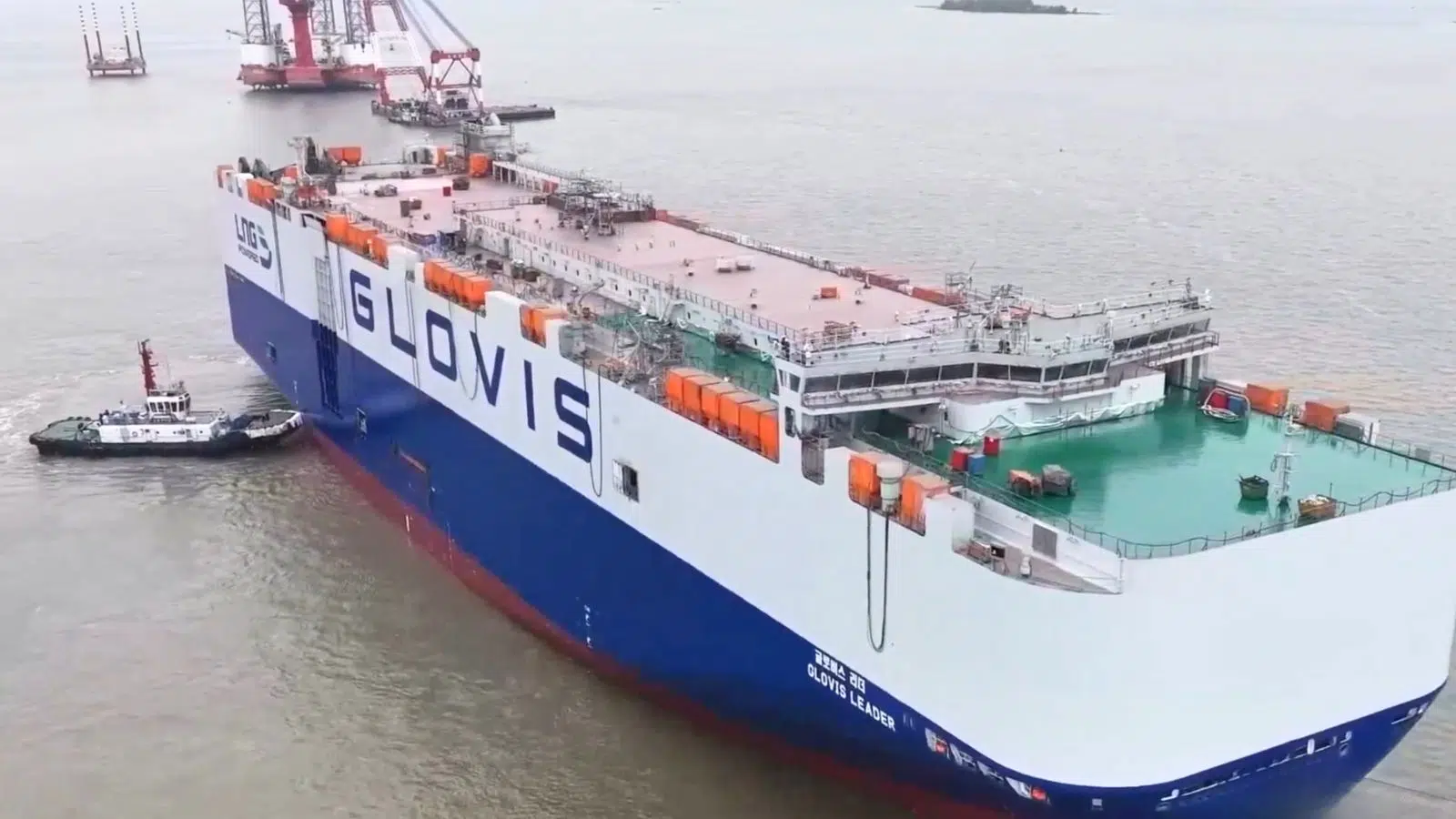 La Chine bat un nouveau record mondial qui pose beaucoup de questions en Europe avec ce navire capable de transporter 10 800 voitures