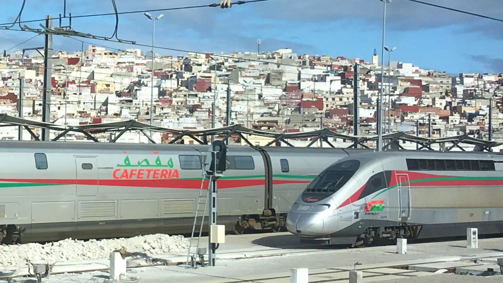 La France va bénéficier de la rallonge accordée au « chantier du siècle » au Maroc mais devra partager avec la Chine pour la construction de la LGV Kénitra-Marrakech La France va bénéficier de la rallonge accordée au « chantier du siècle » au Maroc mais devra partager avec la Chine pour la construction de la LGV Kénitra-Marrakech
