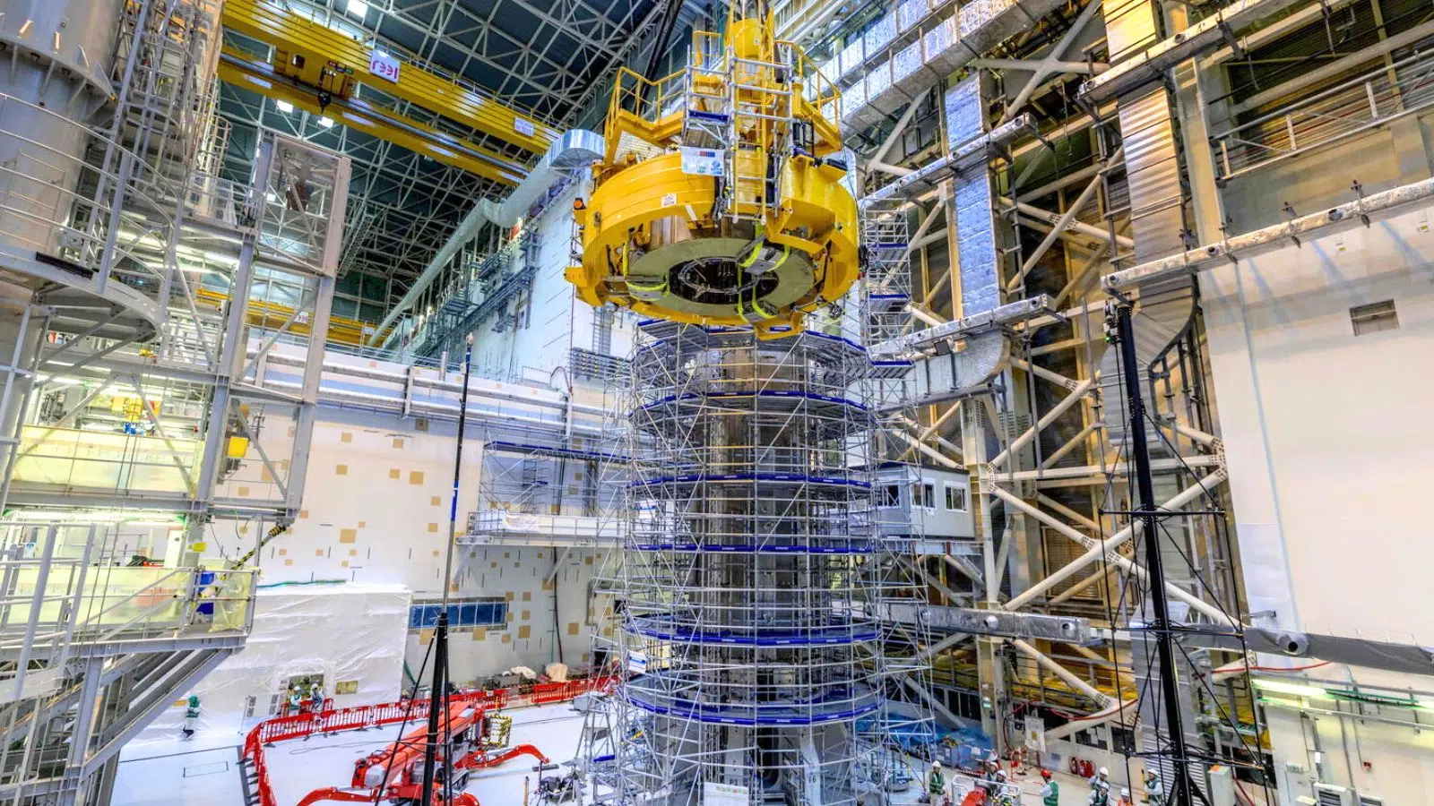En Provence, ITER vient de signer un record du monde qui nous rapproche un peu plus de la fusion nucléaire et qui confirme le nouveau calendrier établi en 2024 En Provence, ITER vient de signer un record du monde qui nous rapproche un peu plus de la fusion nucléaire et qui confirme le nouveau calendrier établi en 2024
