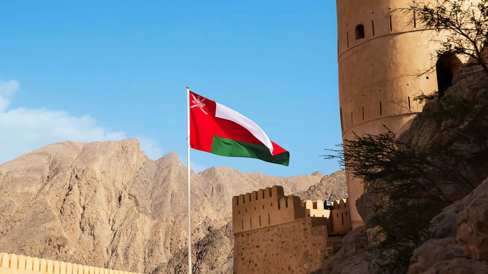 Le Français Suez décroche un contrat record de 2 milliards d'euros au Moyen-Orient qui marque 70 ans de présence dans cette région du globe Le Français Suez décroche un contrat record de 2 milliards d'euros au Moyen-Orient qui marque 70 ans de présence dans cette région du globe